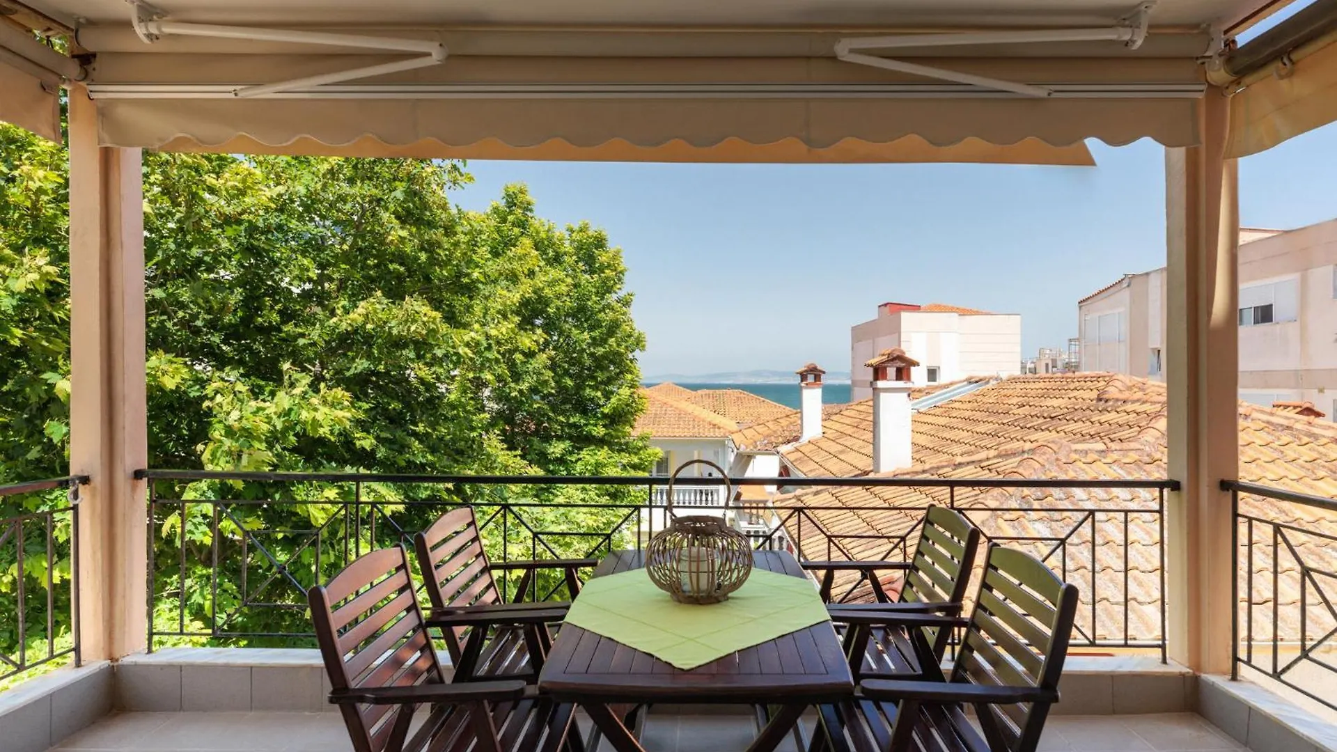 F & B Summer Collection - Peraia - Flat For 4 Agia Triada